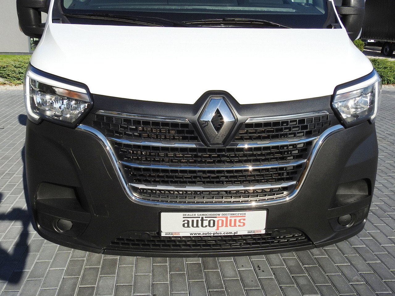 Open body delivery van RENAULT MASTER STAKE BODY CRUISE CONTROL AIR CONDITIONING LED LIGHTS TWIN WHEELS  130HP: picture 13