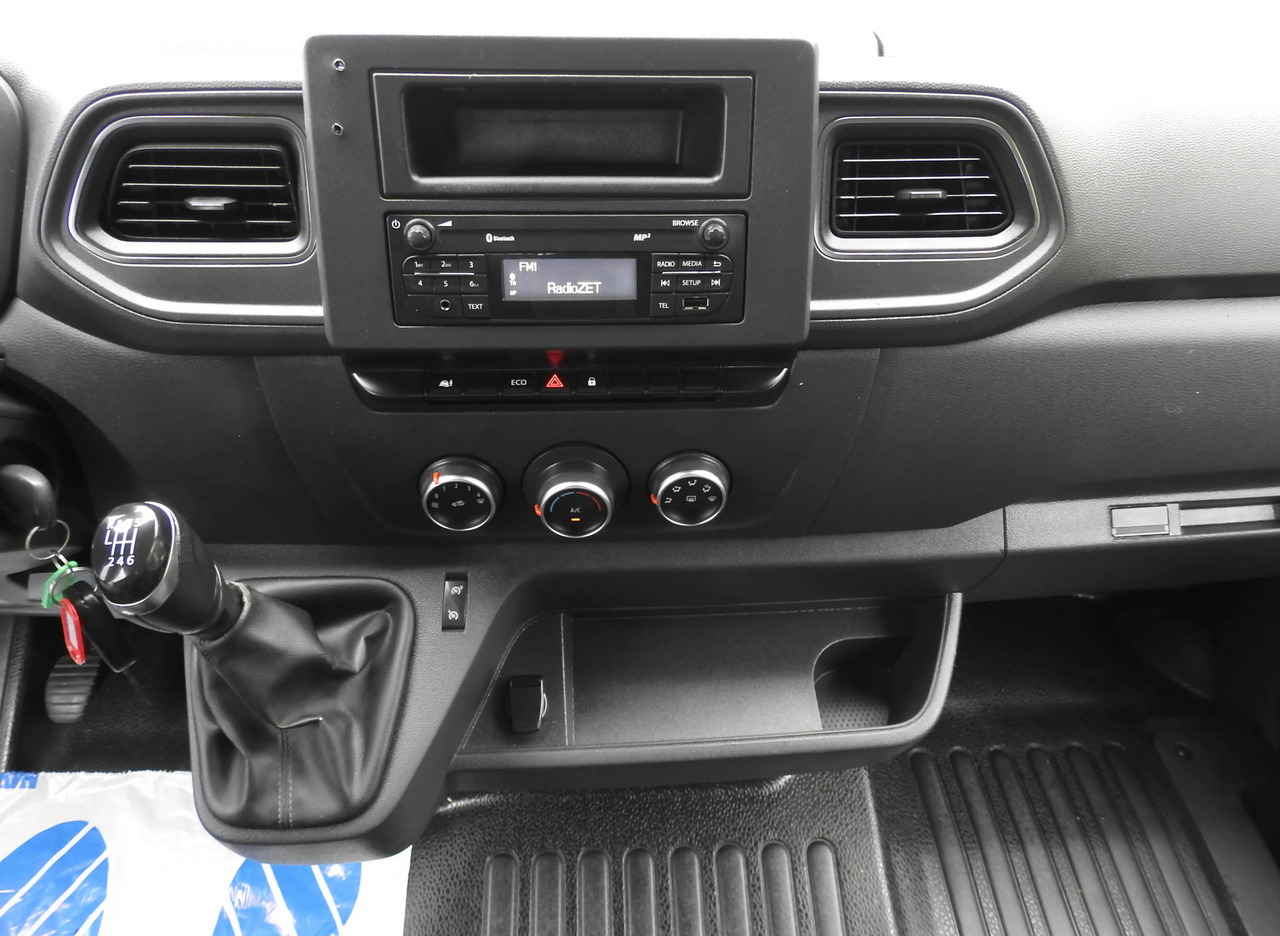 Open body delivery van RENAULT MASTER STAKE BODY CRUISE CONTROL AIR CONDITIONING LED LIGHTS TWIN WHEELS  130HP: picture 26