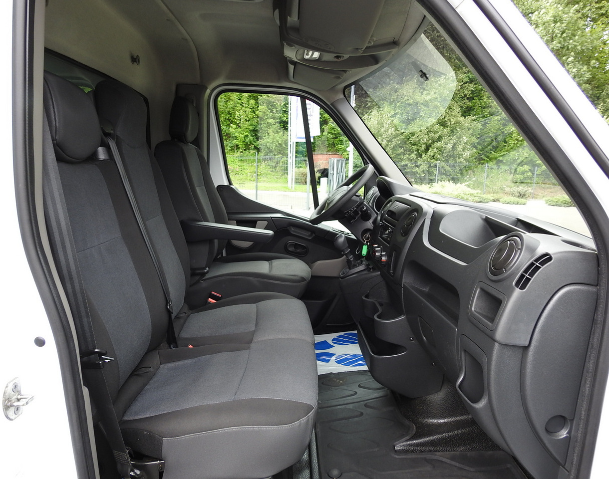 Curtain side van RENAULT MASTER TARPAULIN 10 PALLETS WEBASTO CRUISE CONTROL AIR CONDITIONING 170HP: picture 33 Curtain side van RENAULT MASTER TARPAULIN 10 PALLETS WEBASTO CRUISE CONTROL AIR CONDITIONING 170HP: picture 33