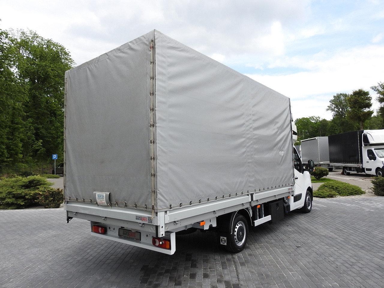 RENAULT MASTER TARPAULIN 10 PALLETS WEBASTO CRUISE CONTROL AIR CONDITIONING LED LIGHTS  165HP - Curtain side van: picture 3 RENAULT MASTER TARPAULIN 10 PALLETS WEBASTO CRUISE CONTROL AIR CONDITIONING LED LIGHTS  165HP - Curtain side van: picture 3