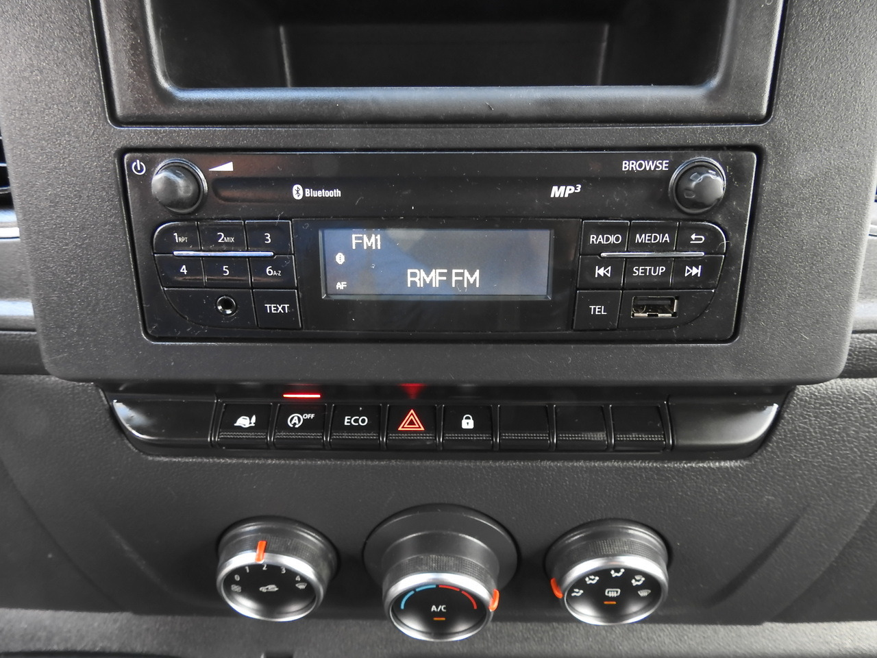 Leasing of RENAULT MASTER TARPAULIN 10 PALLETS WEBASTO CRUISE CONTROL AIR CONDITIONING LED LIGHTS PNEUMATICS  165HP RENAULT MASTER TARPAULIN 10 PALLETS WEBASTO CRUISE CONTROL AIR CONDITIONING LED LIGHTS PNEUMATICS  165HP: picture 35