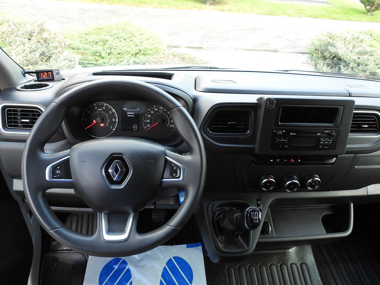 Leasing of RENAULT MASTER TARPAULIN 10 PALLETS WEBASTO CRUISE CONTROL AIR CONDITIONING LED LIGHTS PNEUMATICS  165HP RENAULT MASTER TARPAULIN 10 PALLETS WEBASTO CRUISE CONTROL AIR CONDITIONING LED LIGHTS PNEUMATICS  165HP: picture 30