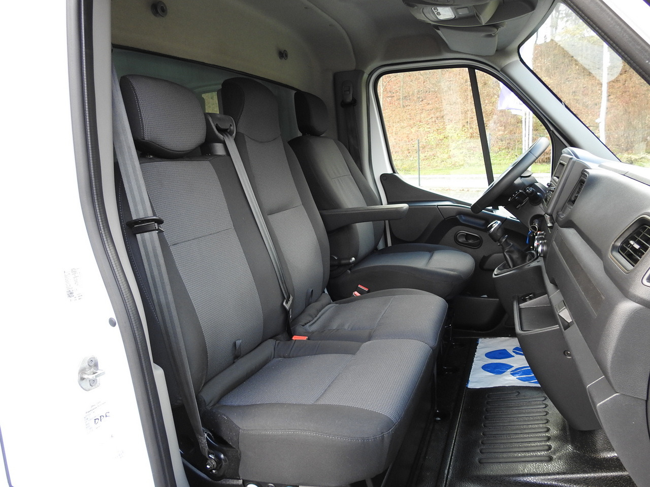 Leasing of RENAULT MASTER TARPAULIN 10 PALLETS WEBASTO CRUISE CONTROL AIR CONDITIONING LED LIGHTS PNEUMATICS  165HP RENAULT MASTER TARPAULIN 10 PALLETS WEBASTO CRUISE CONTROL AIR CONDITIONING LED LIGHTS PNEUMATICS  165HP: picture 39