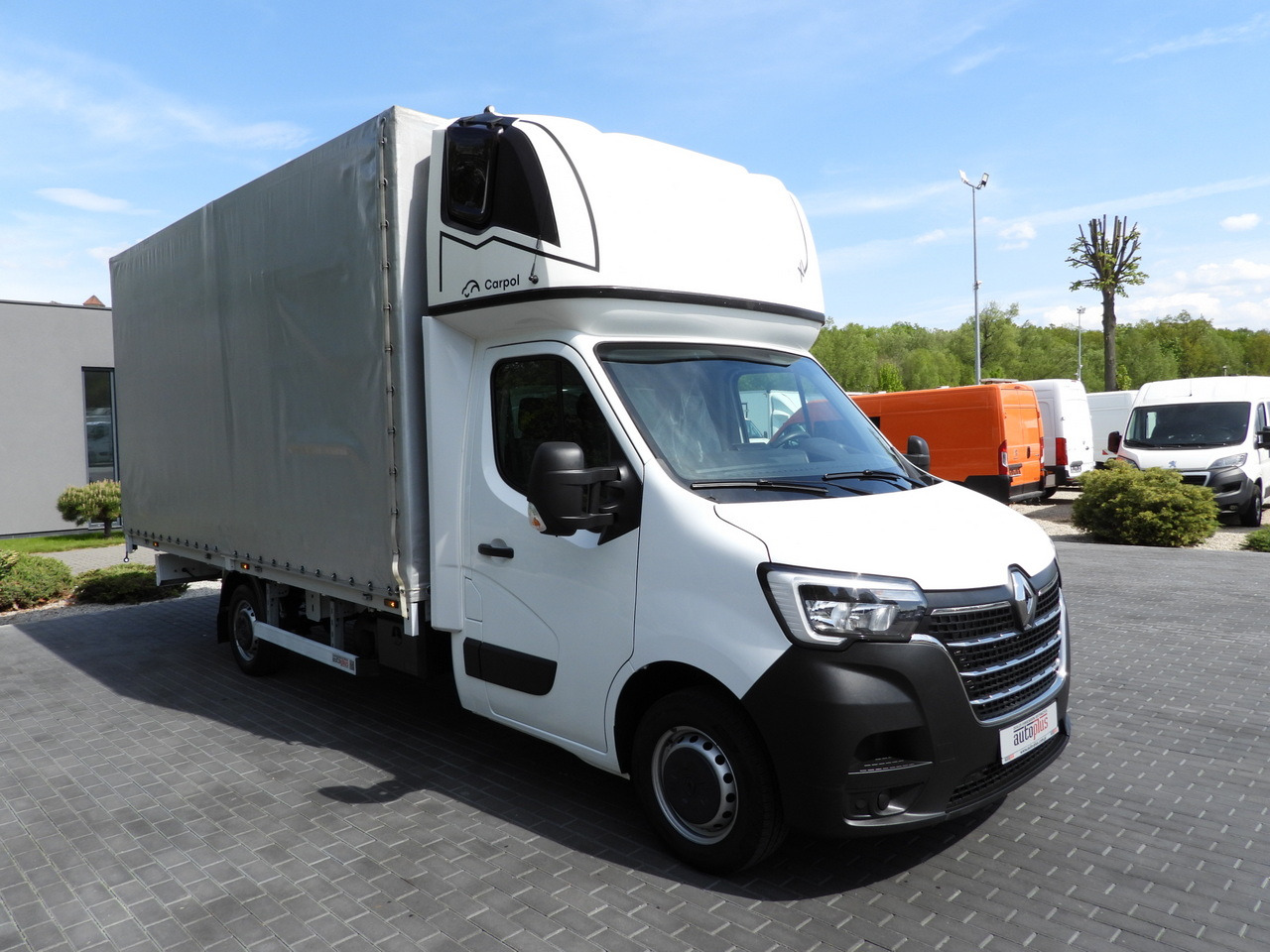 RENAULT MASTER  TARPAULIN 10 PALLETS WEBASTO CRUISE CONTROL LED LIGHTS PNEUMATICS AIR CONDITIONING  165HP - Curtain side van: picture 4 RENAULT MASTER  TARPAULIN 10 PALLETS WEBASTO CRUISE CONTROL LED LIGHTS PNEUMATICS AIR CONDITIONING  165HP - Curtain side van: picture 4