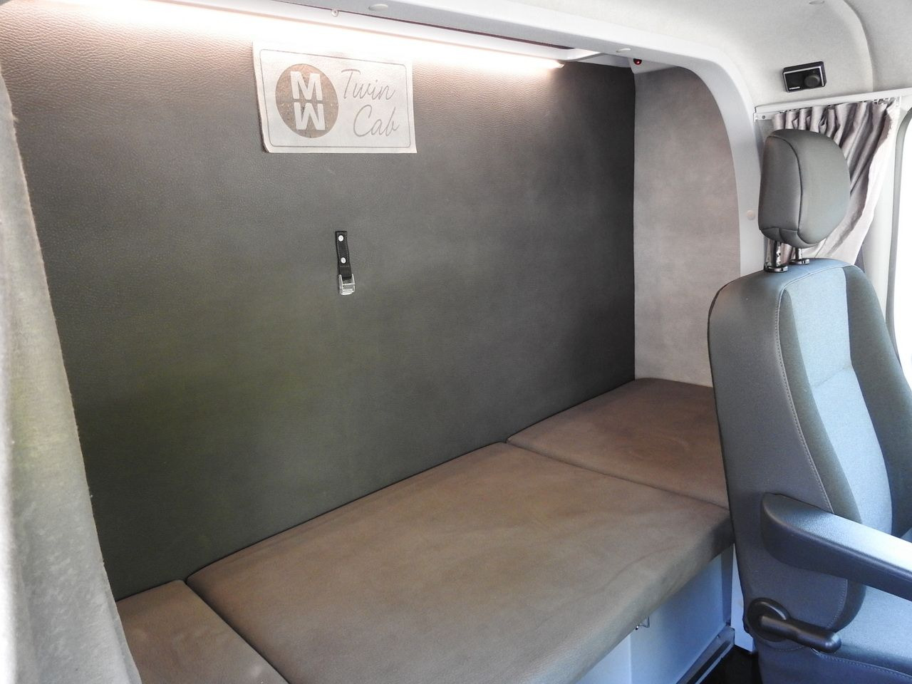 Curtain side van RENAULT MASTER  TARPAULIN 8 PALLETS WEBASTO CRUISE CONTROL LED LIGHTS PNEUMATICS  165HP: picture 36