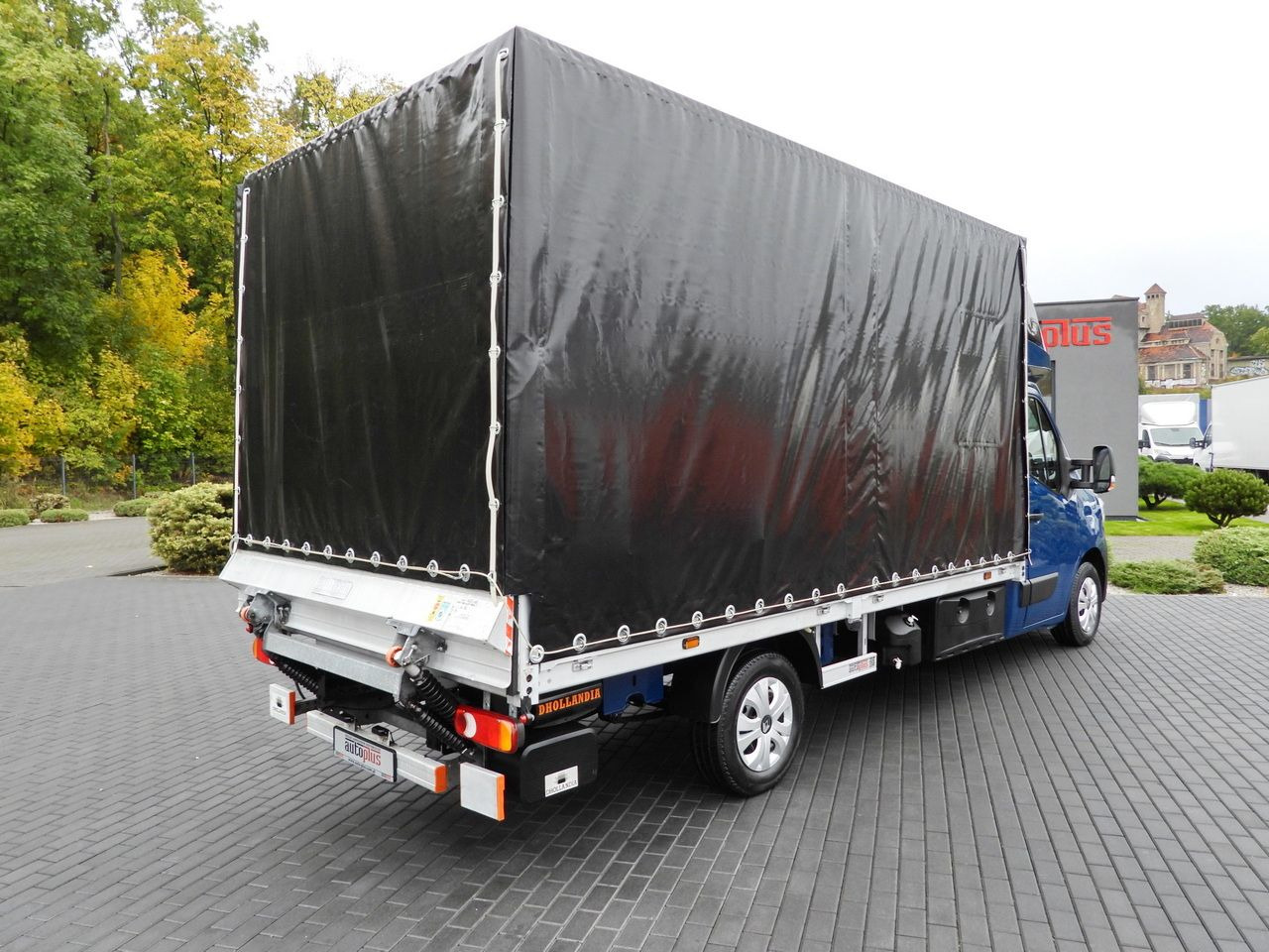 RENAULT MASTER TARPAULIN LIFT 8 PALLETS WEBASTO CRUISE CONTROL LED LIGHTS AIR CONDITIONING 165HP - Curtain side van: picture 3 RENAULT MASTER TARPAULIN LIFT 8 PALLETS WEBASTO CRUISE CONTROL LED LIGHTS AIR CONDITIONING 165HP - Curtain side van: picture 3