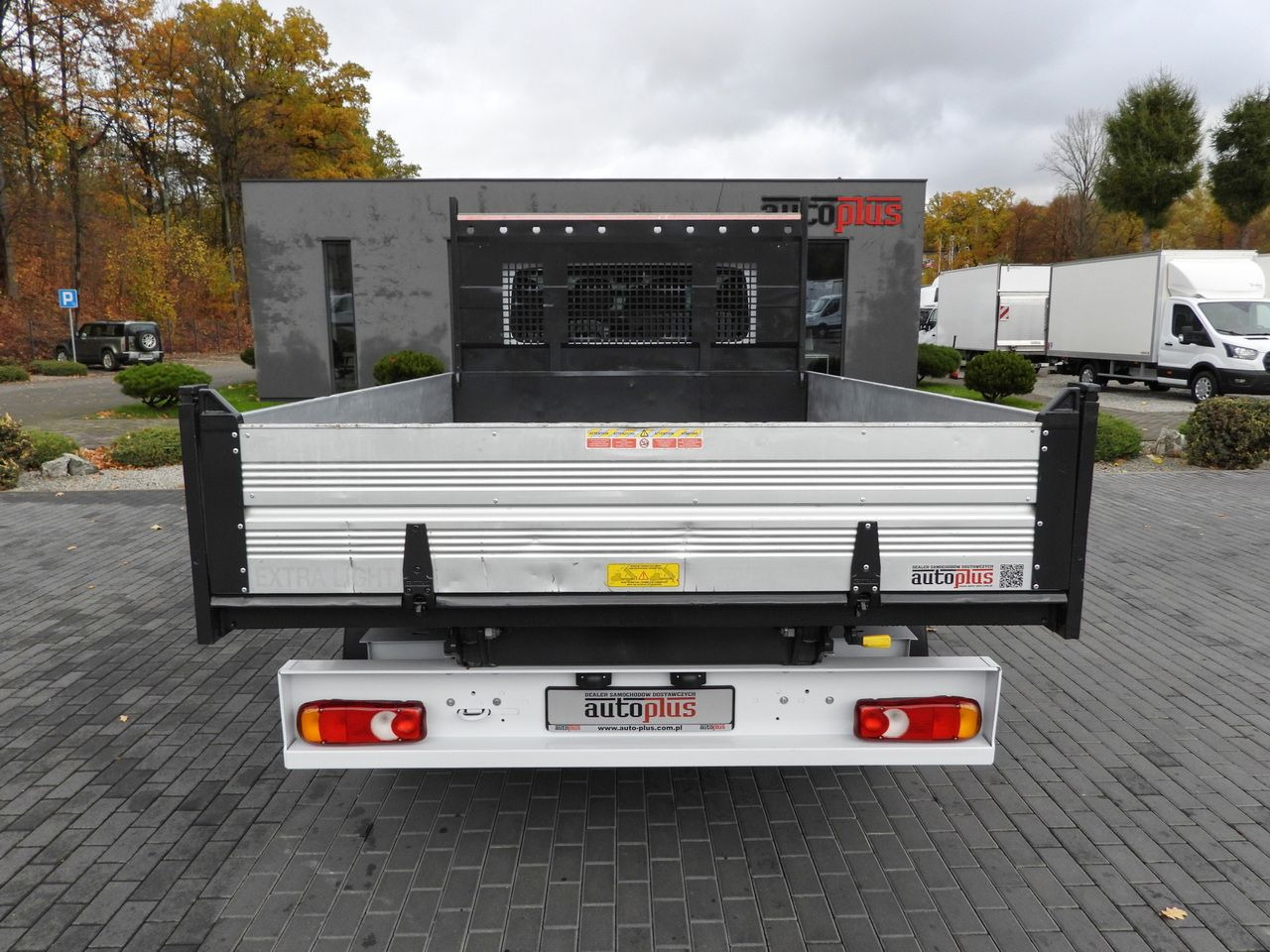 Tipper van RENAULT MASTER TIPPER DOUBLE CABIN DOKA 7 SEATS CRUISE CONTROL NAVIGATION LED LIGHTS AIR CONDITIONING 145HP: picture 10 Tipper van RENAULT MASTER TIPPER DOUBLE CABIN DOKA 7 SEATS CRUISE CONTROL NAVIGATION LED LIGHTS AIR CONDITIONING 145HP: picture 10