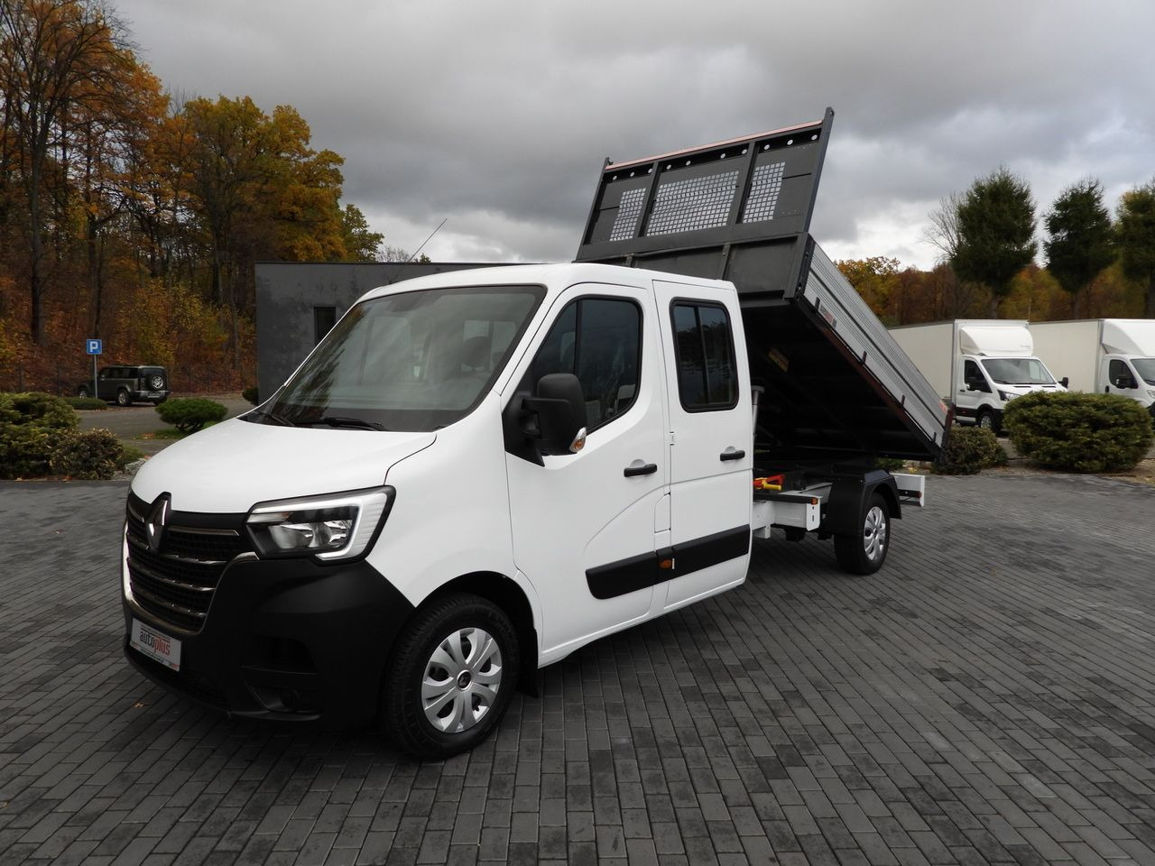 Tipper van RENAULT MASTER TIPPER DOUBLE CABIN DOKA 7 SEATS CRUISE CONTROL NAVIGATION LED LIGHTS AIR CONDITIONING 145HP: picture 17 Tipper van RENAULT MASTER TIPPER DOUBLE CABIN DOKA 7 SEATS CRUISE CONTROL NAVIGATION LED LIGHTS AIR CONDITIONING 145HP: picture 17