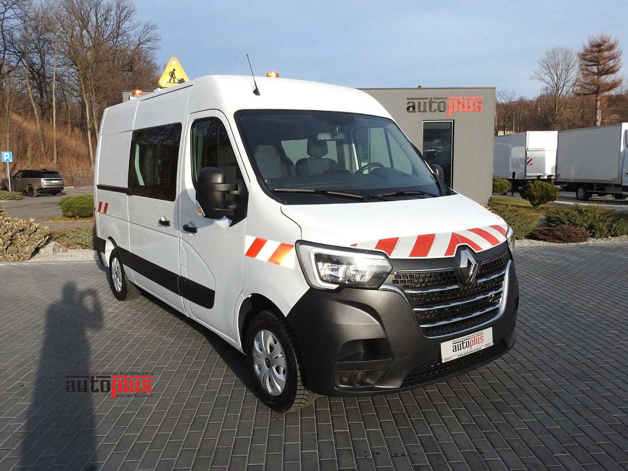 Renault MASTER KASTENWAGEN DOPPELKABINE 7 SITZE TEMPOMAT - Panel van, Crew cab van: picture 1 Renault MASTER KASTENWAGEN DOPPELKABINE 7 SITZE TEMPOMAT - Panel van, Crew cab van: picture 1