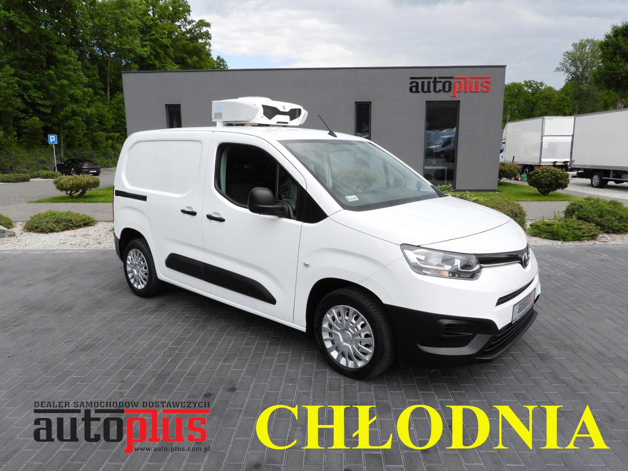 TOYOTA PROACE CITY REFRIGERATOR VAN -15*C POWER SUPPLY 230V CRUISE CONTROL AIR CONDITIONING 100HP - Refrigerated delivery van: picture 1 TOYOTA PROACE CITY REFRIGERATOR VAN -15*C POWER SUPPLY 230V CRUISE CONTROL AIR CONDITIONING 100HP - Refrigerated delivery van: picture 1