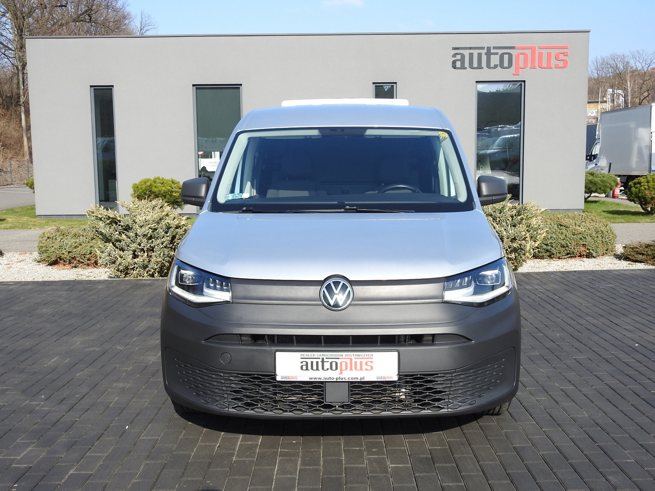 VOLKSWAGEN CADDY REFRIGERATOR VAN -20*C HEATING FUNCTION POWER SUPPLY 230V CRUISE CONTROL LED LIGHTS AIR CONDITIONING 100HP - Refrigerated delivery van: picture 5 VOLKSWAGEN CADDY REFRIGERATOR VAN -20*C HEATING FUNCTION POWER SUPPLY 230V CRUISE CONTROL LED LIGHTS AIR CONDITIONING 100HP - Refrigerated delivery van: picture 5