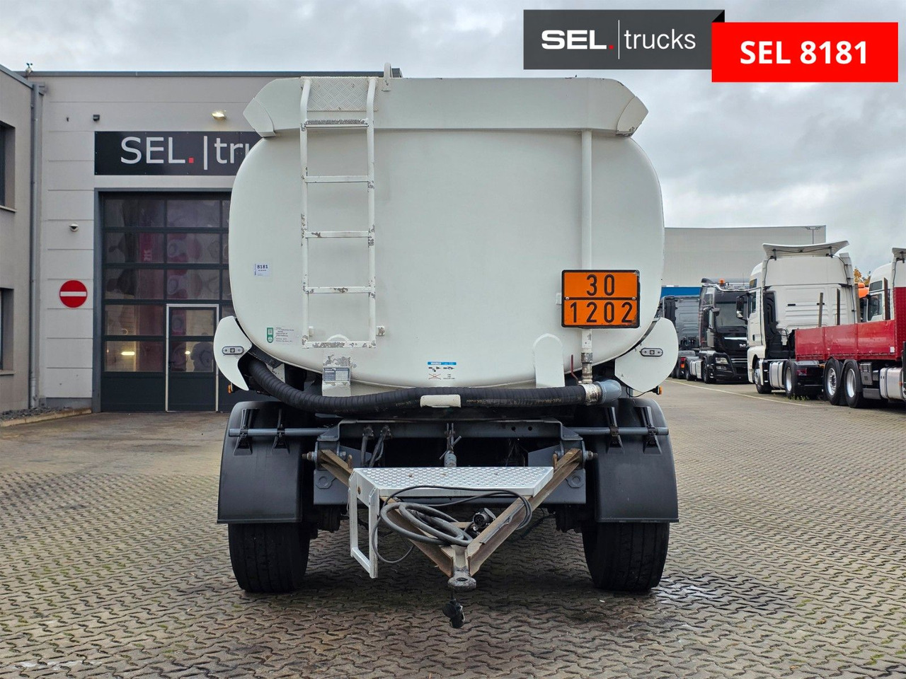 Esterer, Ulrich TA 18.186 / Alu-Felgen / ADR AT - Tanker trailer: picture 2 Esterer, Ulrich TA 18.186 / Alu-Felgen / ADR AT - Tanker trailer: picture 2