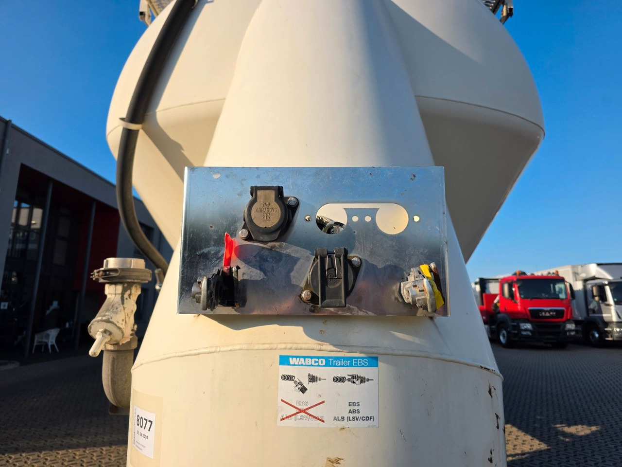 Silo semi-trailer Feldbinder EUT 40.3/7645/A/2 / 1 Kammer: picture 20