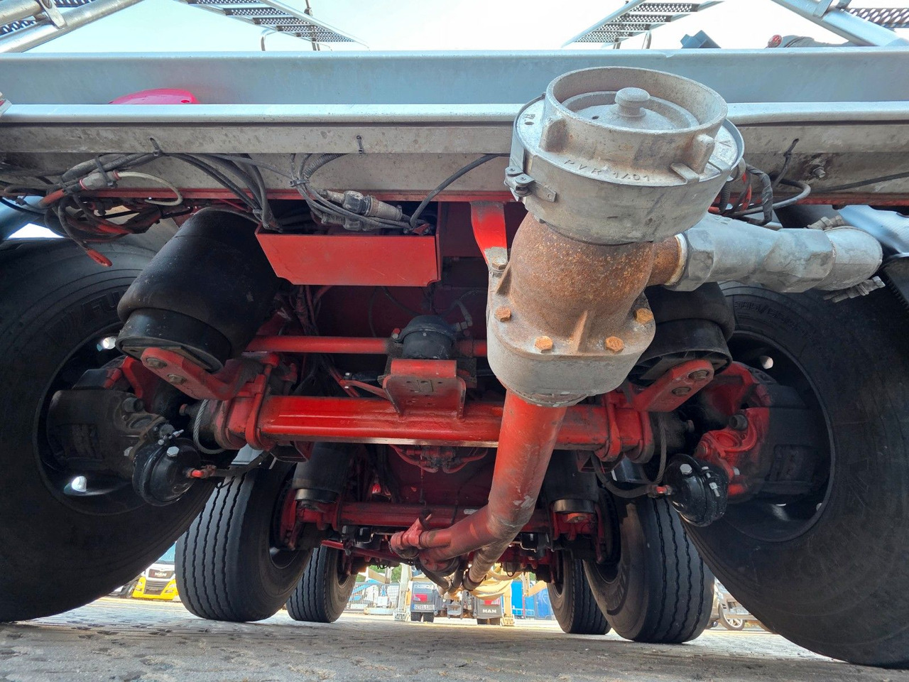 Silo semi-trailer Feldbinder EUT 40.3/7645/A/2 / 1 Kammer: picture 22