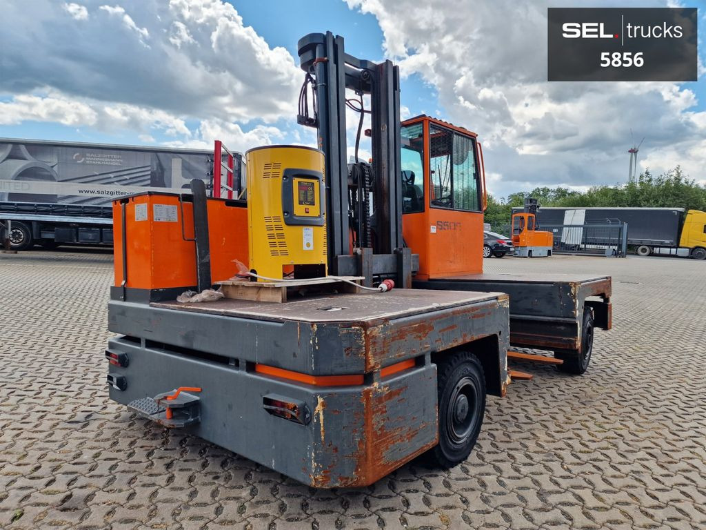 Hubtex S50E Seiten Stapler / 2011 / 9.086 h Hubtex S50E Seiten Stapler / 2011 / 9.086 h - Side loader: picture 5 Hubtex S50E Seiten Stapler / 2011 / 9.086 h Hubtex S50E Seiten Stapler / 2011 / 9.086 h - Side loader: picture 5