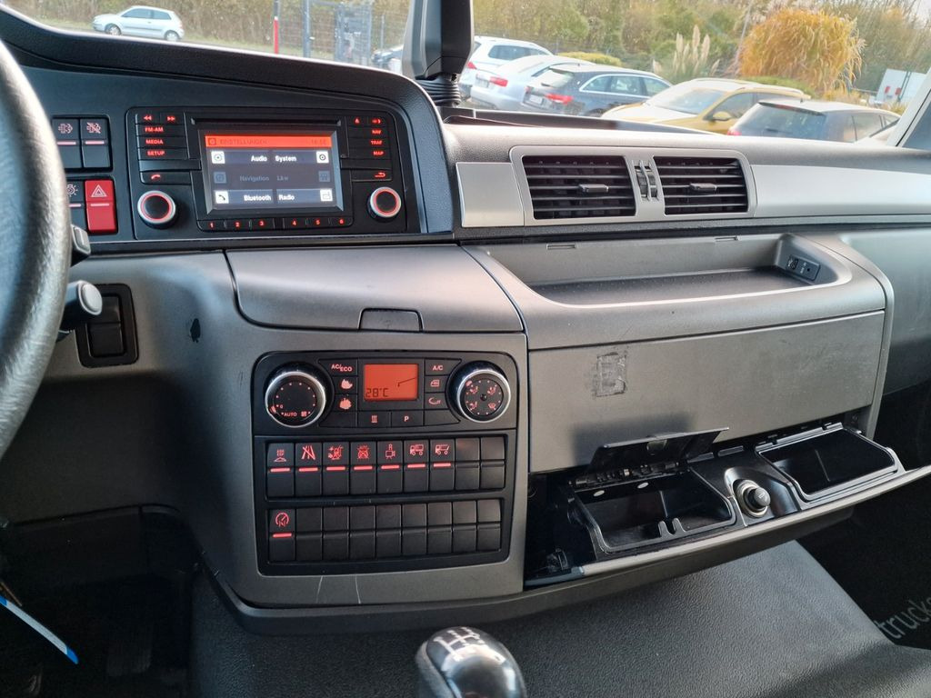 Refrigerated truck MAN TGM 15.250 4X2 BL / Ldbw /Triple Verdampfer MAN TGM 15.250 4X2 BL / Ldbw /Triple Verdampfer: picture 23 Refrigerated truck MAN TGM 15.250 4X2 BL / Ldbw /Triple Verdampfer MAN TGM 15.250 4X2 BL / Ldbw /Triple Verdampfer: picture 23