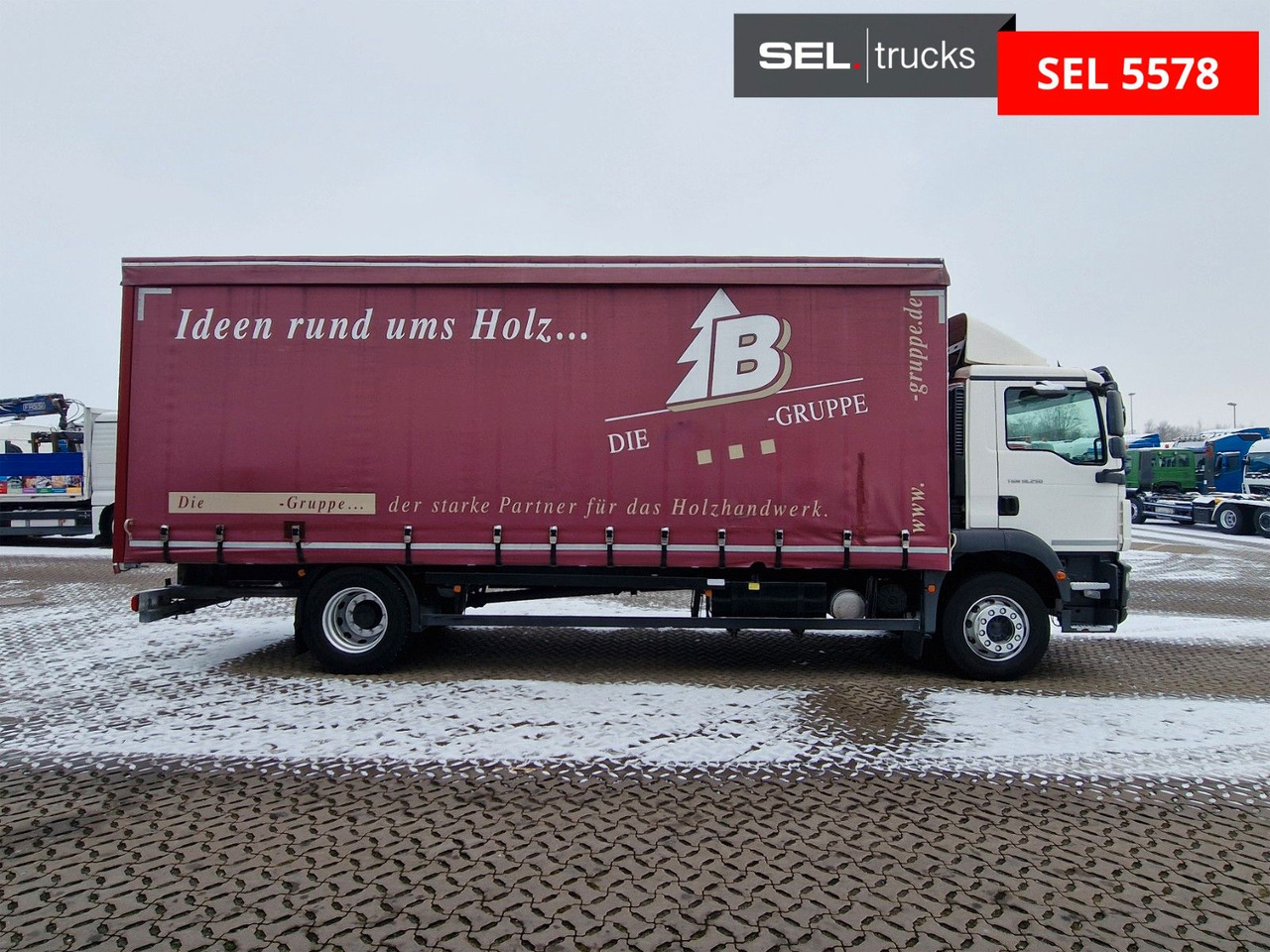 MAN TGM 18.250 4X2 LL / Staplerhalterung - Curtain side truck: picture 4 MAN TGM 18.250 4X2 LL / Staplerhalterung - Curtain side truck: picture 4