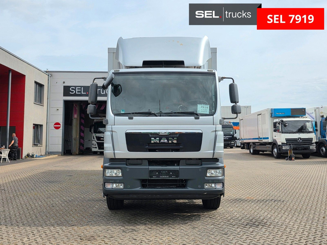 MAN TGM 18.290 4X2 LL / Ldbw / Carrier / 8,16m - Refrigerated truck: picture 2 MAN TGM 18.290 4X2 LL / Ldbw / Carrier / 8,16m - Refrigerated truck: picture 2