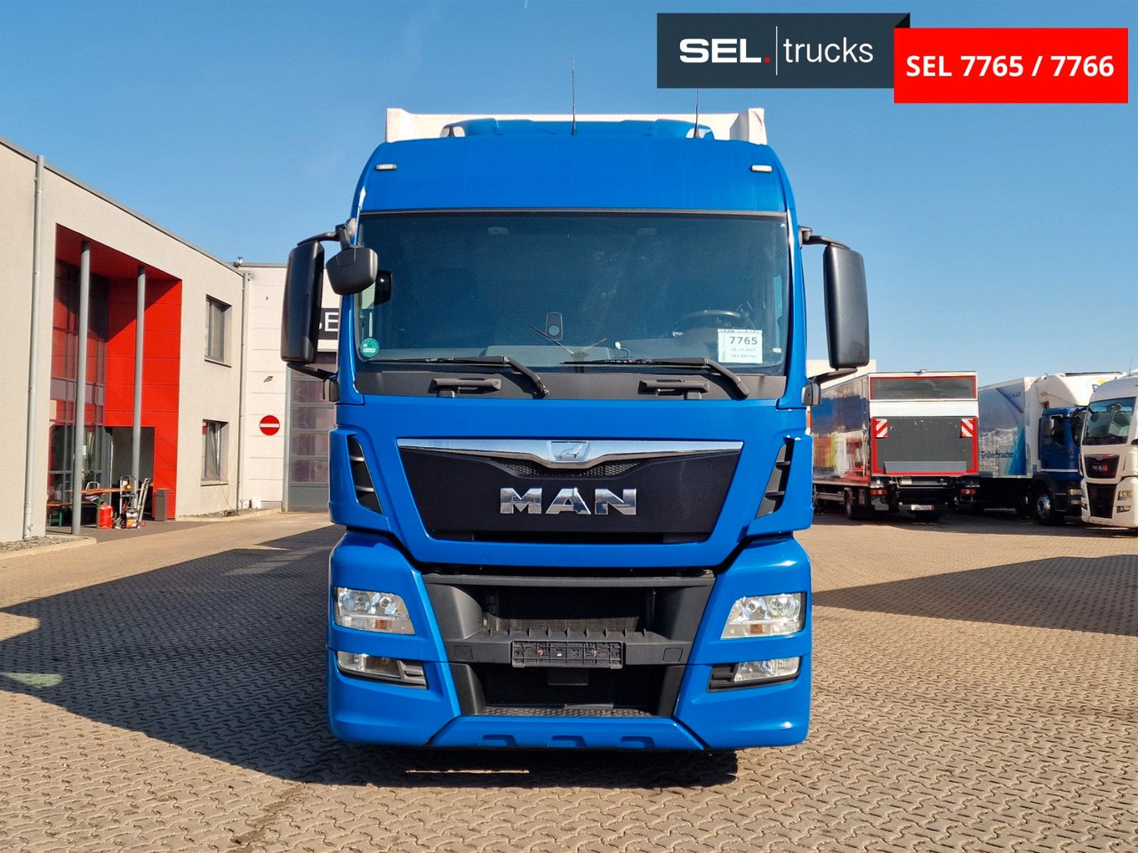 MAN TGX 18.440 4X2 LL-U/ Intarder /Hubdach/Durchlade - Curtain side truck: picture 2 MAN TGX 18.440 4X2 LL-U/ Intarder /Hubdach/Durchlade - Curtain side truck: picture 2
