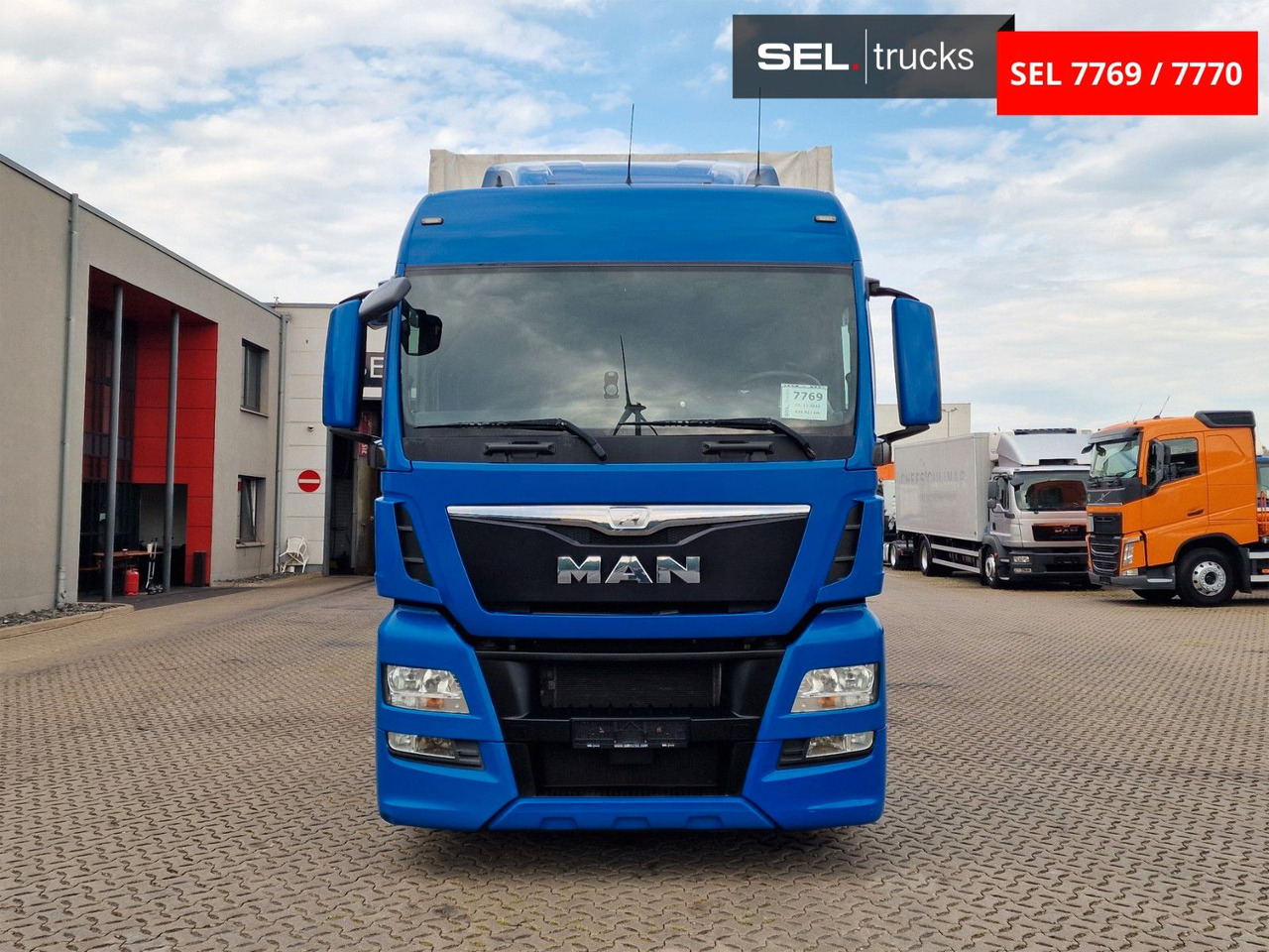 MAN TGX 18.440 4X2 LL-U/ Intarder/ Hubdach/Durchlade - Curtain side truck: picture 2 MAN TGX 18.440 4X2 LL-U/ Intarder/ Hubdach/Durchlade - Curtain side truck: picture 2