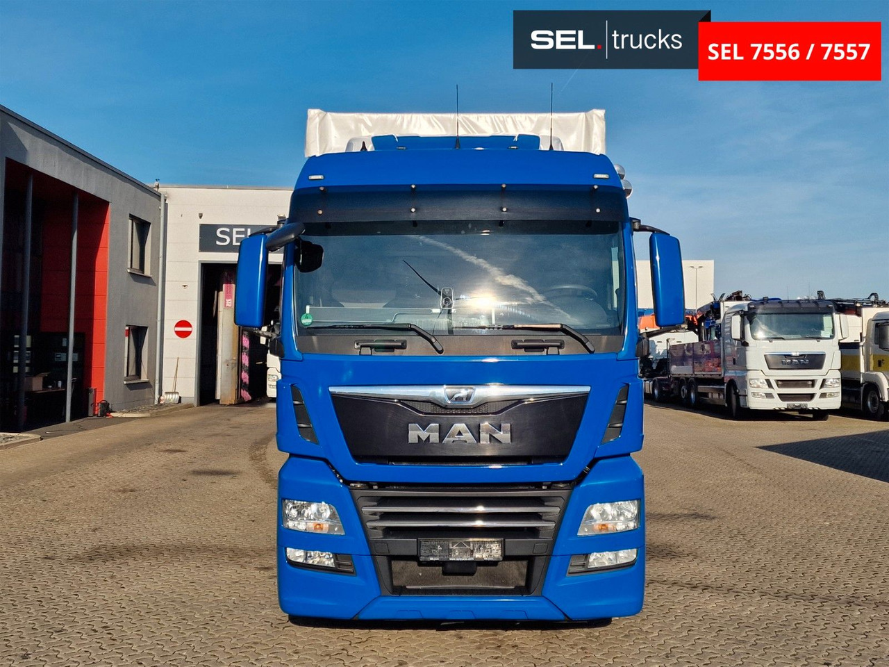 MAN TGX 18.500 4X2 LL-U /Intarder /Standklima /Xenon - Curtain side truck: picture 2 MAN TGX 18.500 4X2 LL-U /Intarder /Standklima /Xenon - Curtain side truck: picture 2