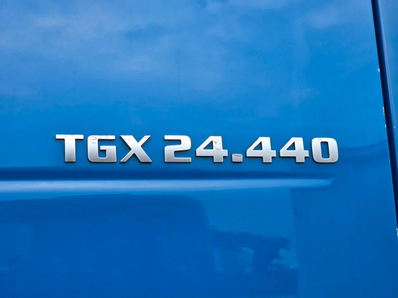 Crane truck MAN TGX 24.440 6X2-2 LL-U / Intarder / HMF / Fernb.: picture 22 Crane truck MAN TGX 24.440 6X2-2 LL-U / Intarder / HMF / Fernb.: picture 22