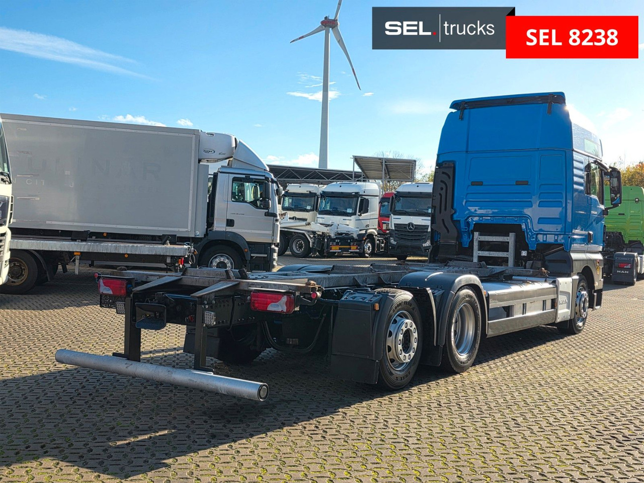 MAN TGX 26.420 6x2-2 LL / Intarder / Standklima - Container transporter/ Swap body truck: picture 5 MAN TGX 26.420 6x2-2 LL / Intarder / Standklima - Container transporter/ Swap body truck: picture 5