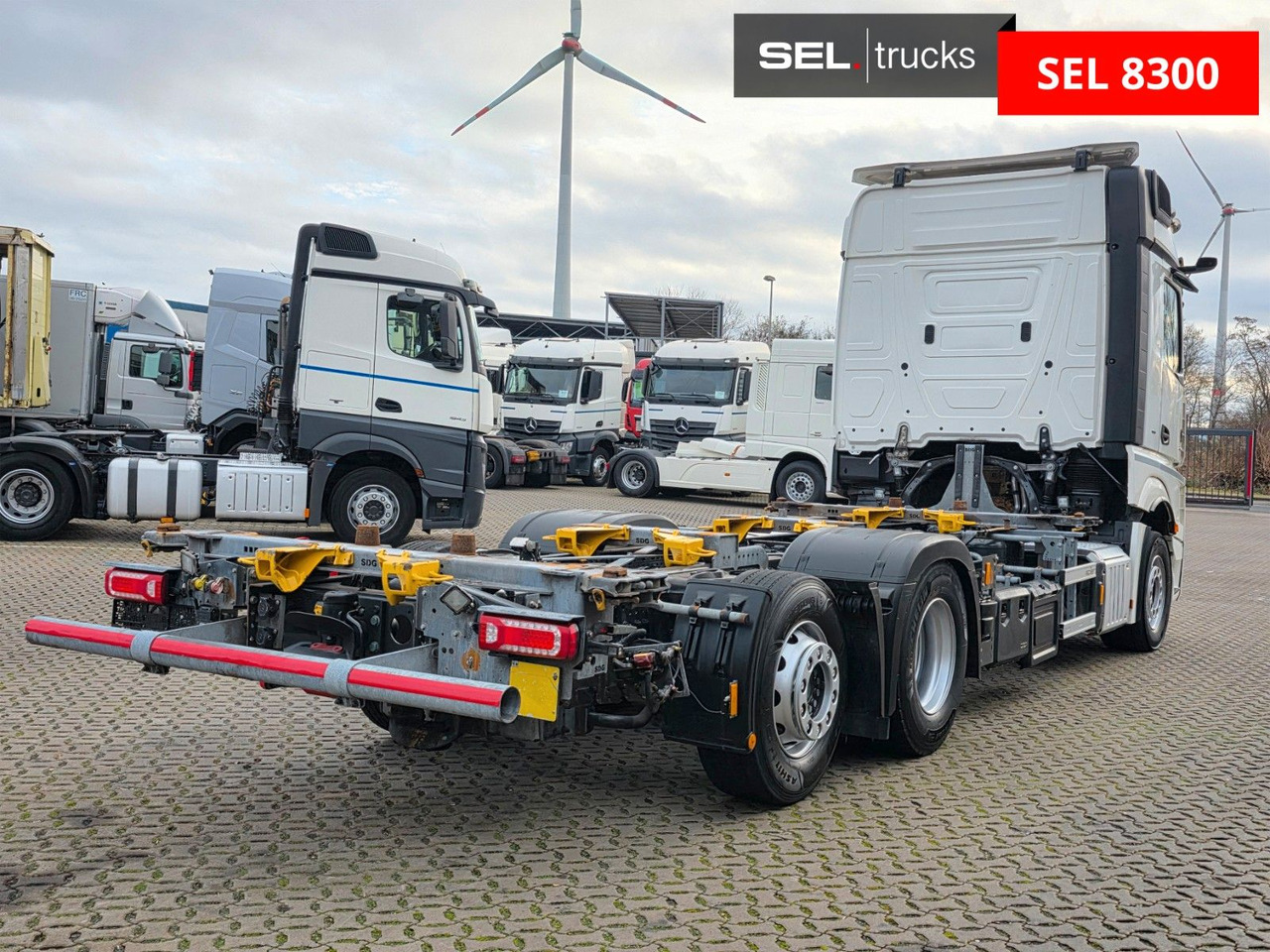 Mercedes-Benz Actros 2545 /Retarder/2 Tanks/Xenon/Liftachse/6D - Container transporter/ Swap body truck: picture 5 Mercedes-Benz Actros 2545 /Retarder/2 Tanks/Xenon/Liftachse/6D - Container transporter/ Swap body truck: picture 5