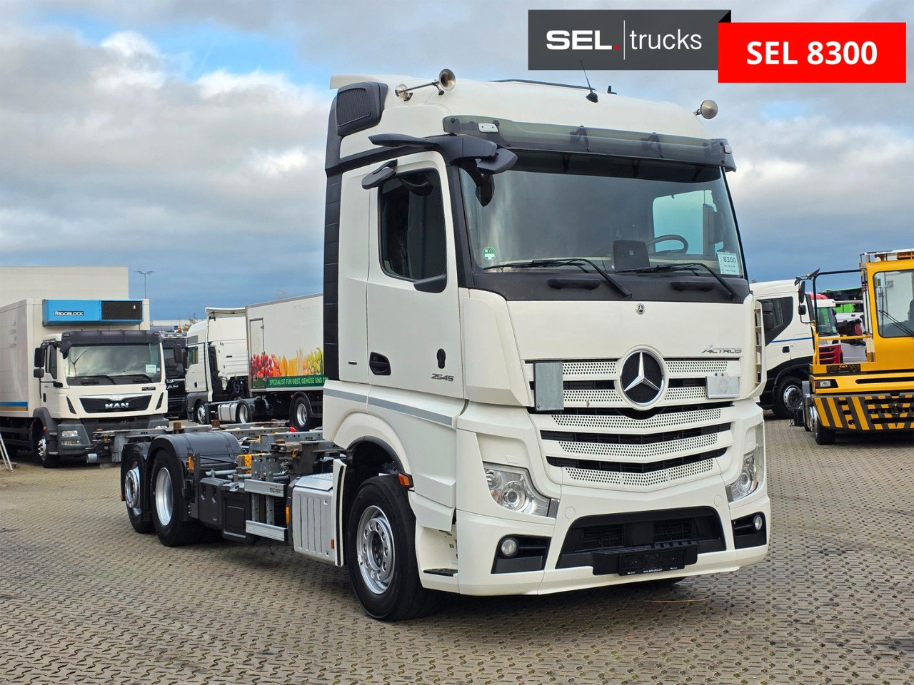 Mercedes-Benz Actros 2545 /Retarder/2 Tanks/Xenon/Liftachse/6D - Container transporter/ Swap body truck: picture 3 Mercedes-Benz Actros 2545 /Retarder/2 Tanks/Xenon/Liftachse/6D - Container transporter/ Swap body truck: picture 3