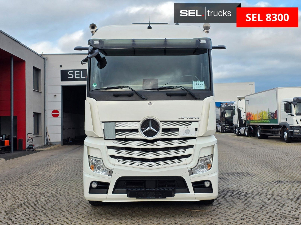 Mercedes-Benz Actros 2545 /Retarder/2 Tanks/Xenon/Liftachse/6D - Container transporter/ Swap body truck: picture 2 Mercedes-Benz Actros 2545 /Retarder/2 Tanks/Xenon/Liftachse/6D - Container transporter/ Swap body truck: picture 2