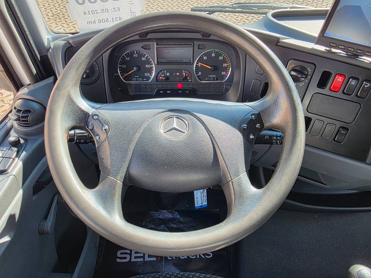 Box truck Mercedes-Benz Atego 1218 / Ladebordwand: picture 38