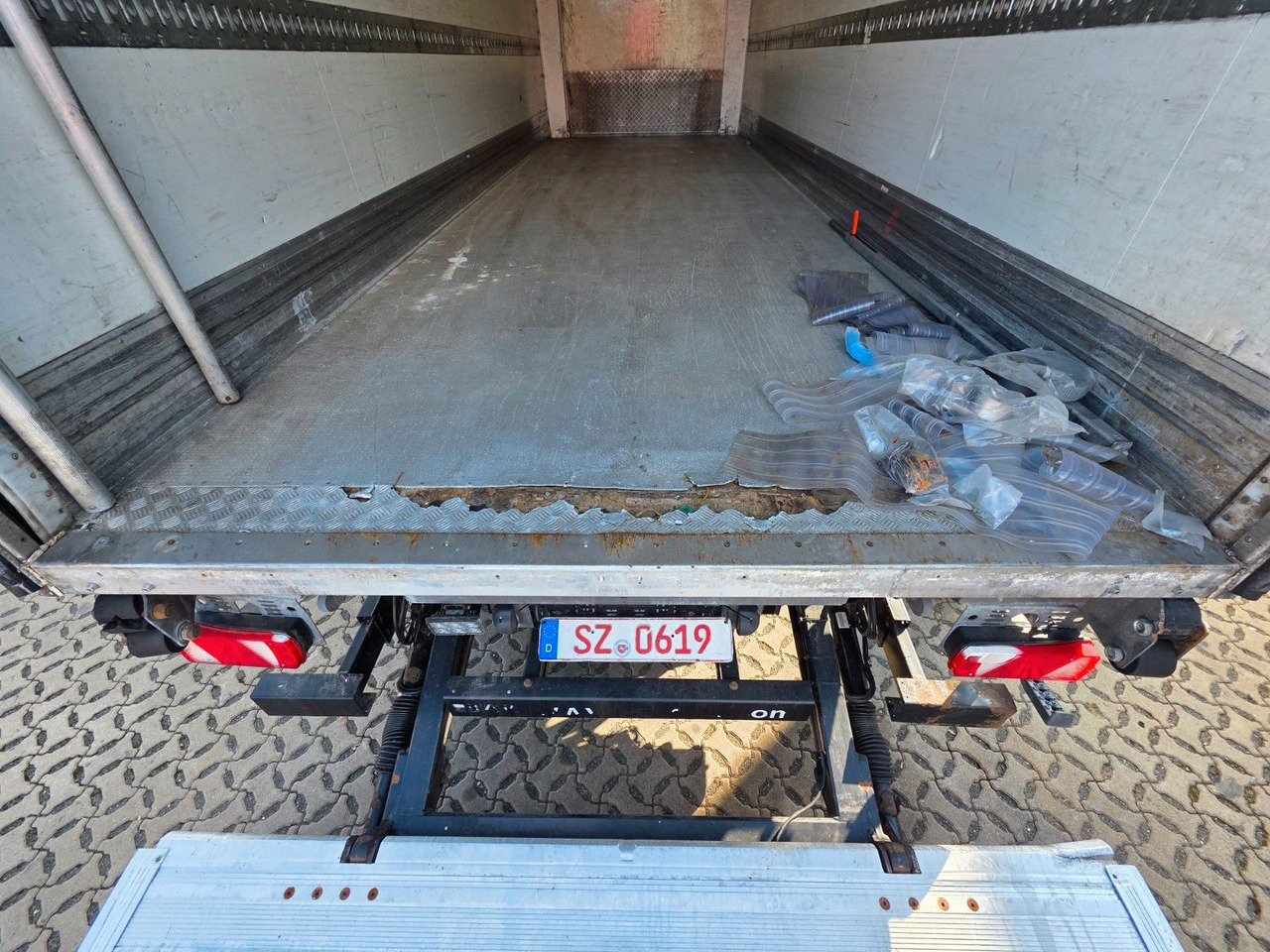 Refrigerated trailer ROHR Rohr RZK/18 IV / Ladebordwand: picture 12 Refrigerated trailer ROHR Rohr RZK/18 IV / Ladebordwand: picture 12