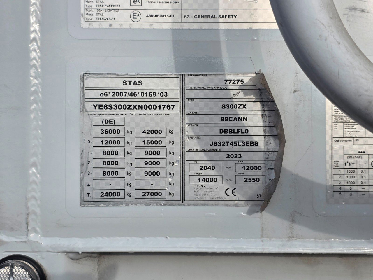 Walking floor semi-trailer Stas S300ZX /ADR Typ EX II, FL, OX, AT / 2 Liftachsen: picture 44