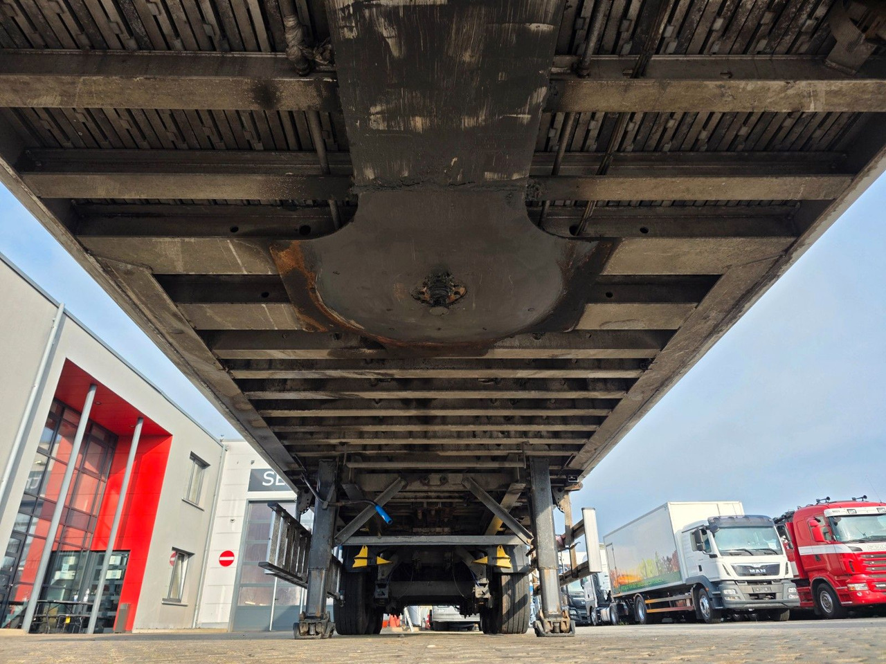 Walking floor semi-trailer Stas S300ZX /ADR Typ EX II, FL, OX, AT / 2 Liftachsen: picture 26