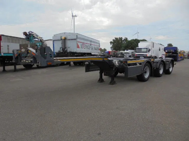 Container transporter/ Swap body semi-trailer D-Tec DOLLY + TRAILER LZV: picture 16 Container transporter/ Swap body semi-trailer D-Tec DOLLY + TRAILER LZV: picture 16