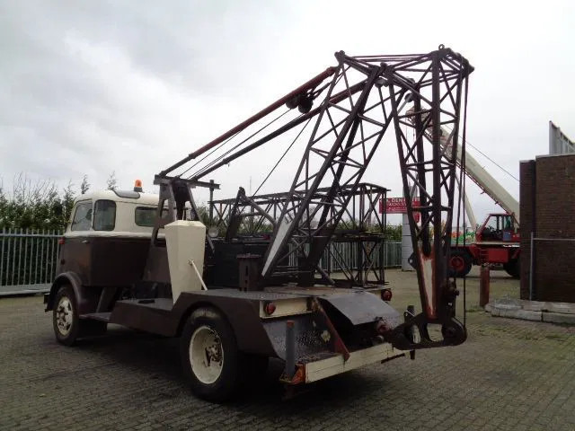 DAF 1300 BB NL KENTEKEN - Crane truck: picture 4 DAF 1300 BB NL KENTEKEN - Crane truck: picture 4