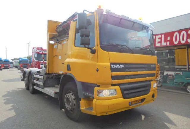 DAF 75.240 75 240 6X2 - Refuse truck: picture 2 DAF 75.240 75 240 6X2 - Refuse truck: picture 2