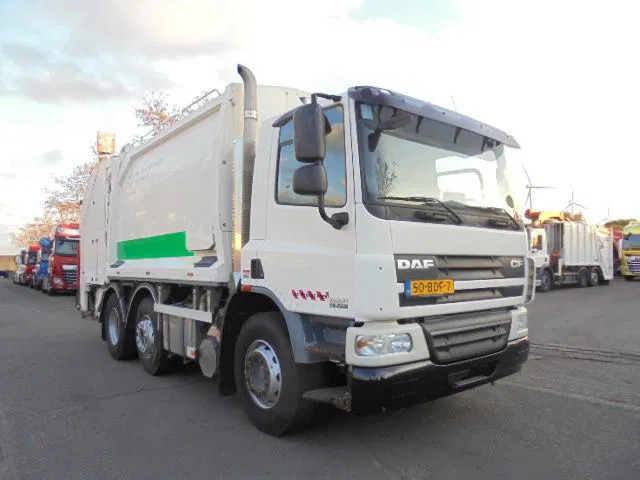 DAF CF 250 - Refuse truck: picture 3 DAF CF 250 - Refuse truck: picture 3