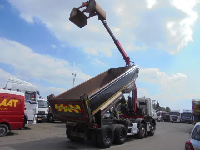 DAF CF 370 8X4 + PALFINGER EPSILON - Tipper, Crane truck: picture 4 DAF CF 370 8X4 + PALFINGER EPSILON - Tipper, Crane truck: picture 4