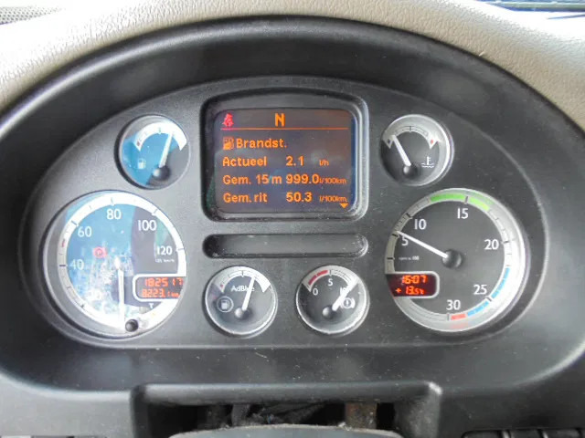 Leasing of DAF CF 75.250 6X2 EEV DAF CF 75.250 6X2 EEV: picture 8