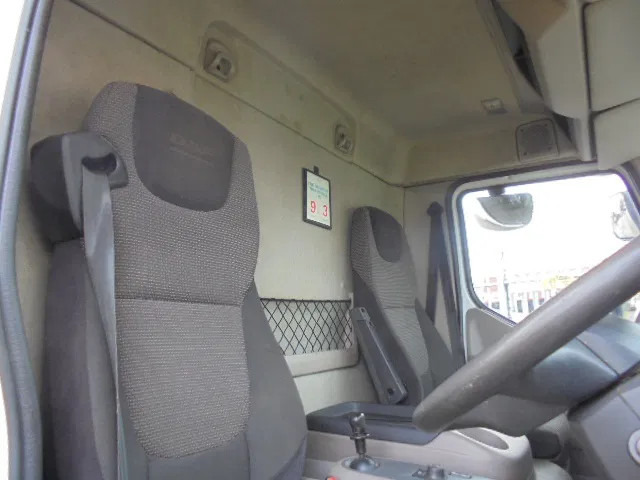 Leasing of DAF LF 180 FA DAF LF 180 FA: picture 12