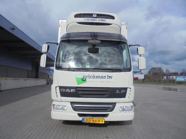 DAF LF 45 210 NL TRUCK - Refrigerated truck: picture 2 DAF LF 45 210 NL TRUCK - Refrigerated truck: picture 2