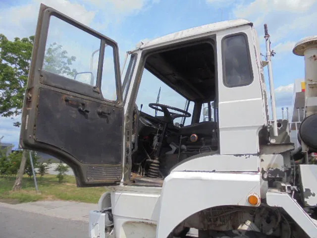Dropside/ Flatbed truck DAF YTZ 2300 6X6 FULL STEEL: picture 7