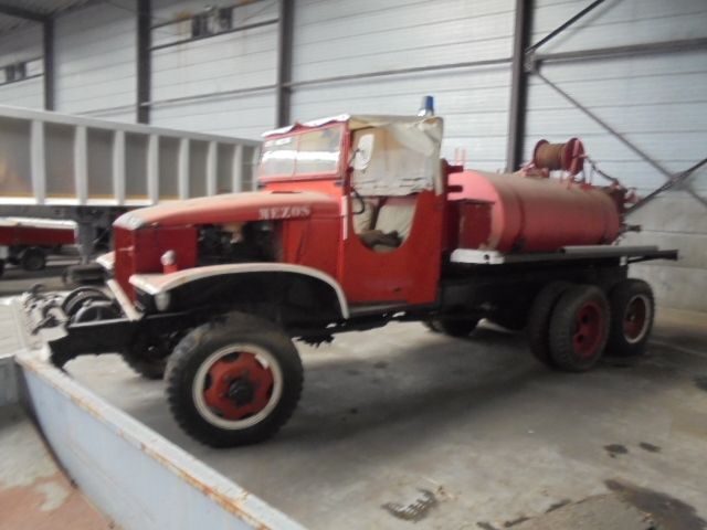 GMC CCKW 353 6X6 - Tanker truck: picture 3 GMC CCKW 353 6X6 - Tanker truck: picture 3