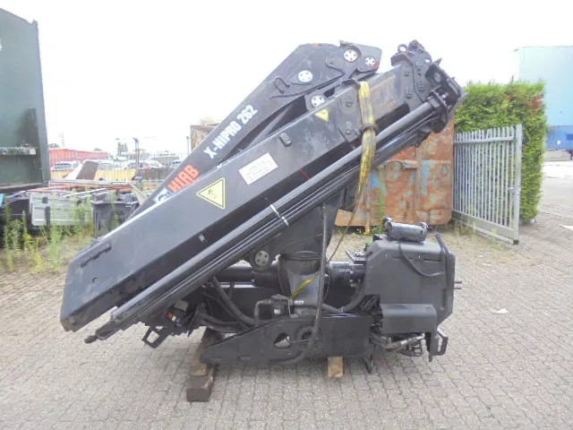 Hiab 262 EP-3 X HI-PRO - Truck mounted crane: picture 1 Hiab 262 EP-3 X HI-PRO - Truck mounted crane: picture 1