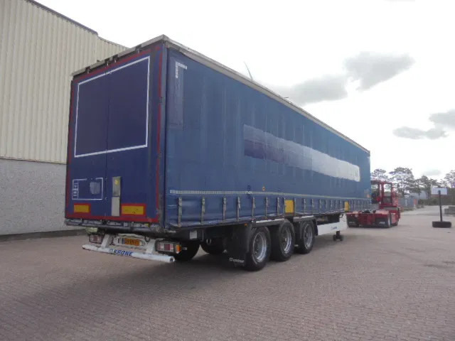 Krone SD NEDERLANDS KENTEKEN - Curtainsider semi-trailer: picture 4 Krone SD NEDERLANDS KENTEKEN - Curtainsider semi-trailer: picture 4