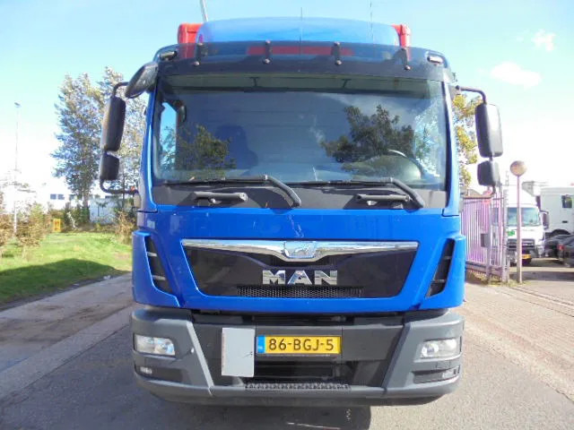 MAN TGM 12.250 NL TRUCK - Box truck: picture 2 MAN TGM 12.250 NL TRUCK - Box truck: picture 2
