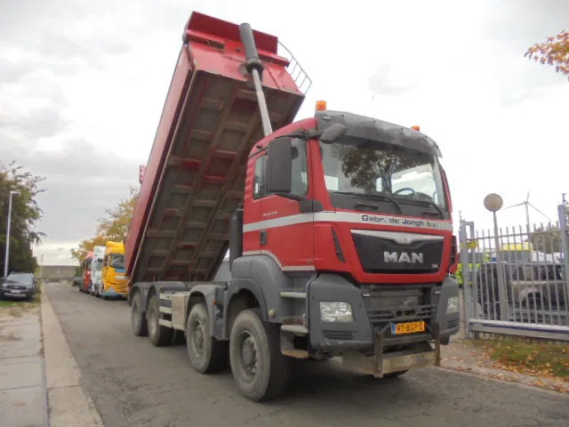 MAN TGS 41.440 8X8 NL TRUCK MANUAL GEARBOX - Tipper: picture 3 MAN TGS 41.440 8X8 NL TRUCK MANUAL GEARBOX - Tipper: picture 3