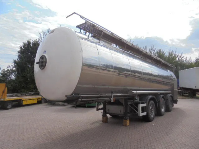 Magyar S43 EDD NL KENTEKEN - Tanker semi-trailer: picture 1 Magyar S43 EDD NL KENTEKEN - Tanker semi-trailer: picture 1