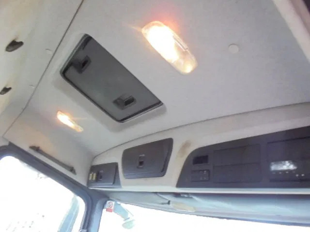 Cable system truck Mercedes-Benz Antos 1824 4X2: picture 16